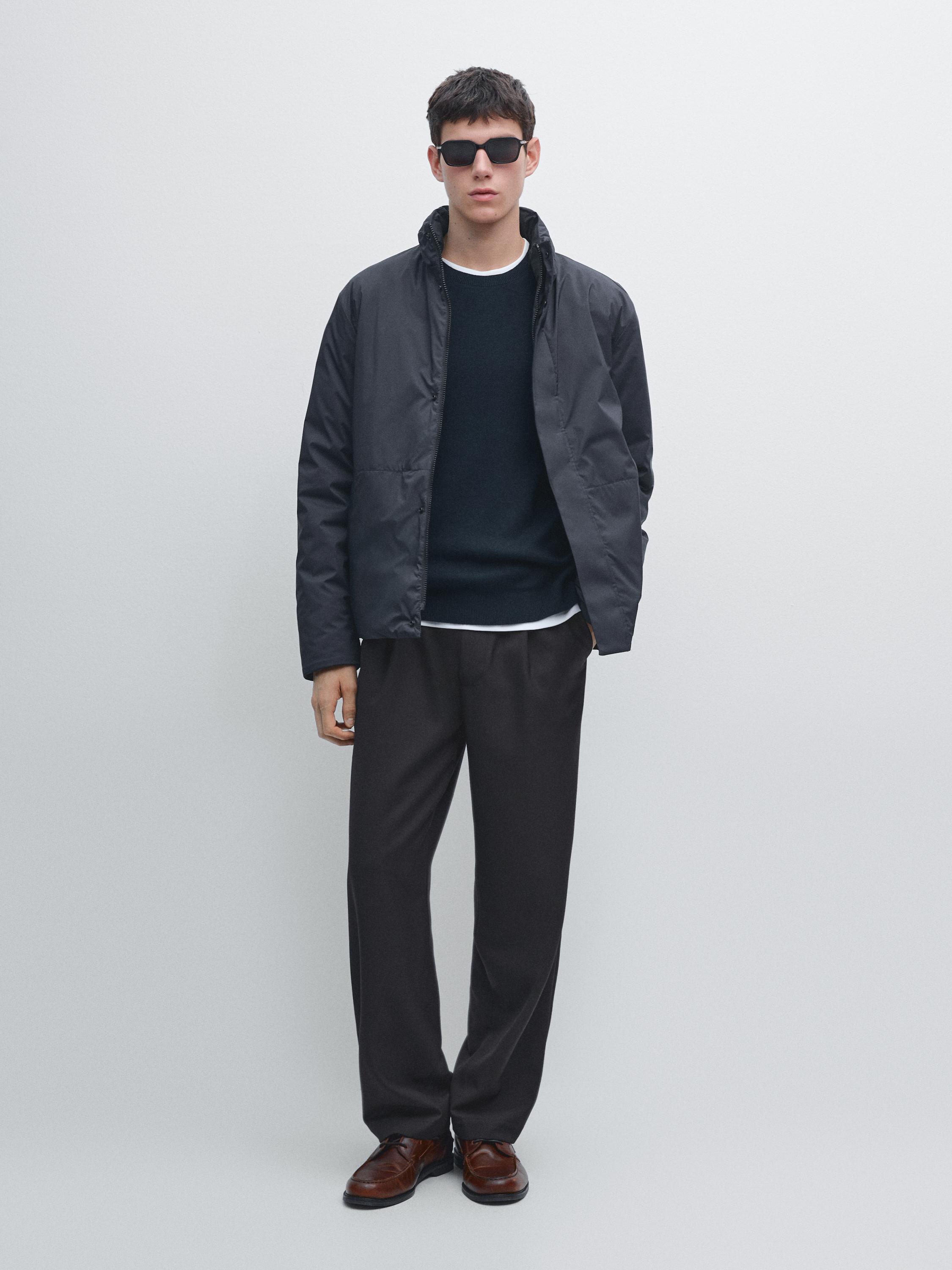 Short water-repellent down blend jacket